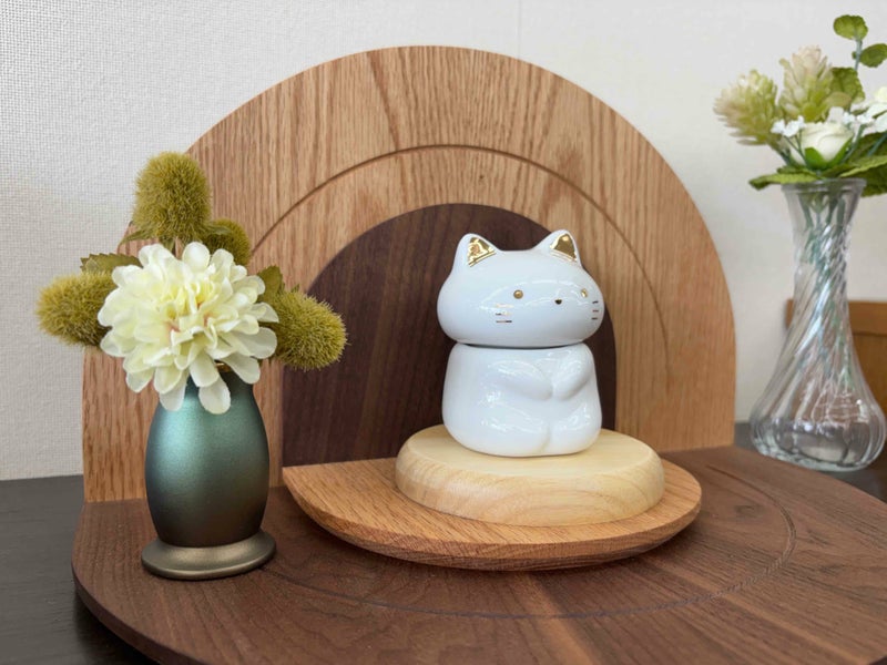 ペット骨壺　ワンちゃんネコちゃん